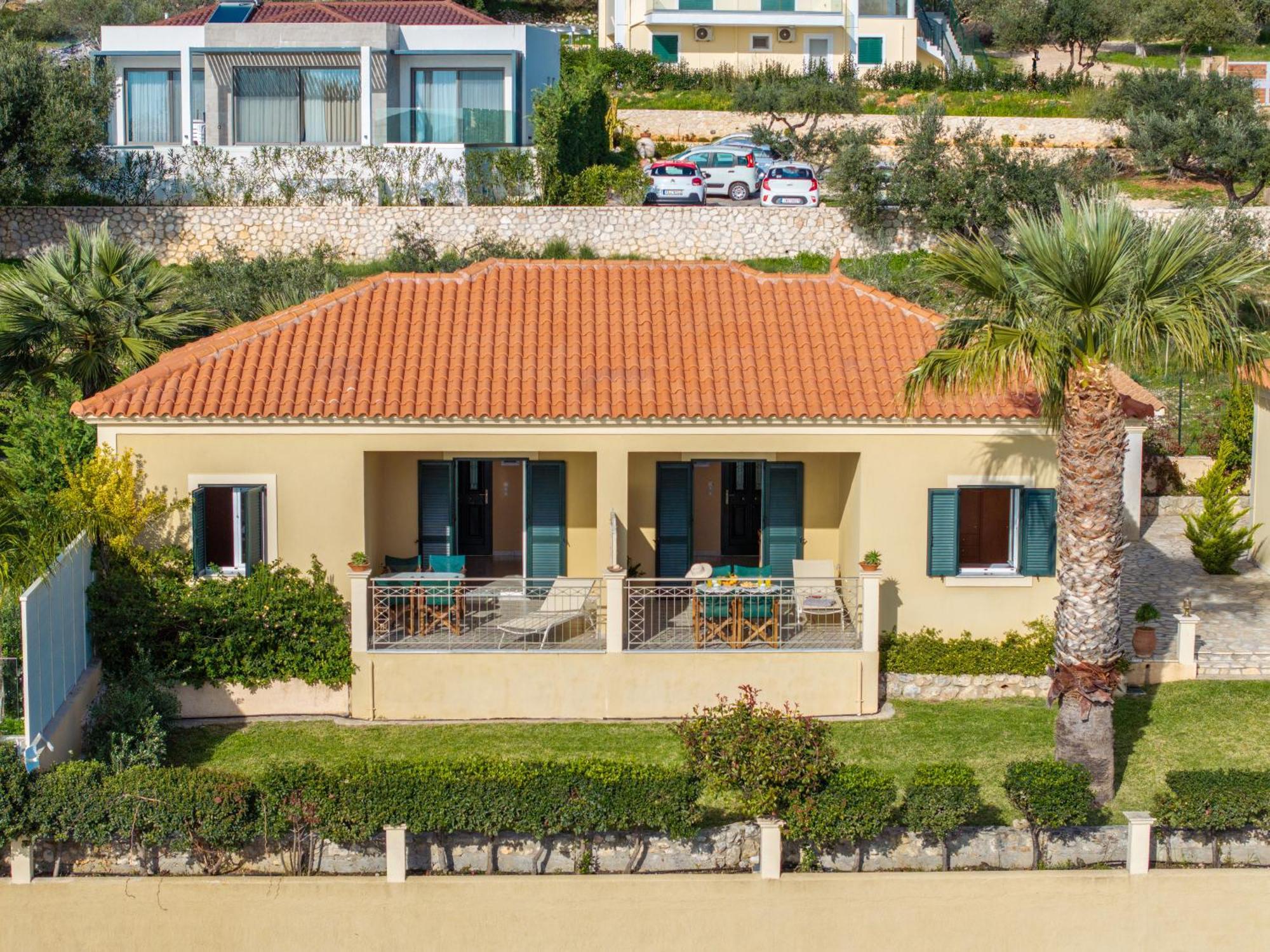 Eleftheria Apartments Vlachata Exterior photo
