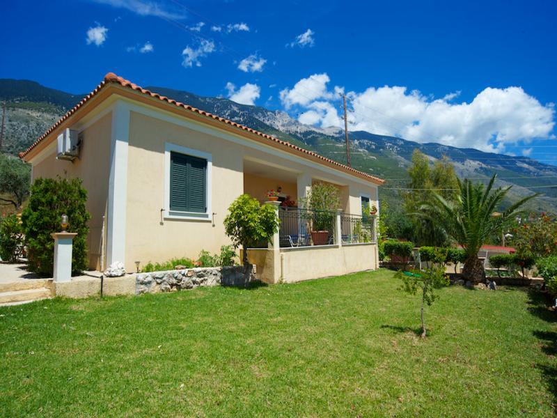 Eleftheria Apartments Vlachata Exterior photo